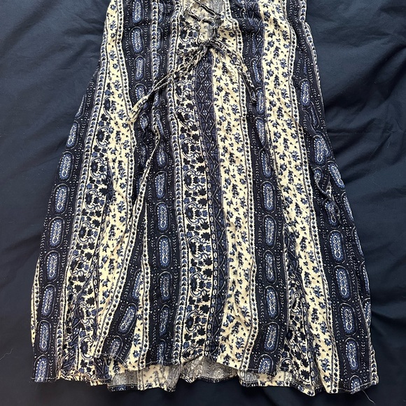 Adorable Hollister sundress - Picture 4 of 7